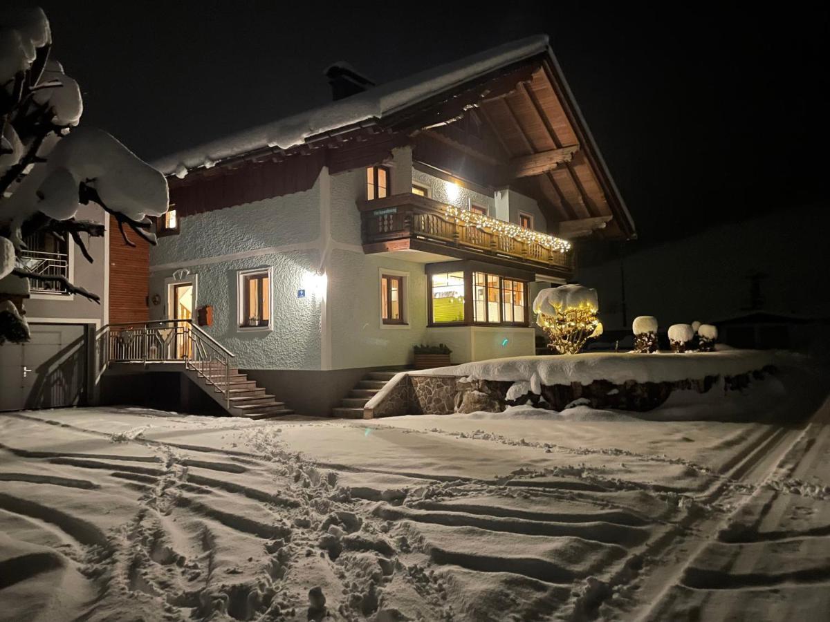 Ferienwohnung Renate Hubner ゴーザウ エクステリア 写真